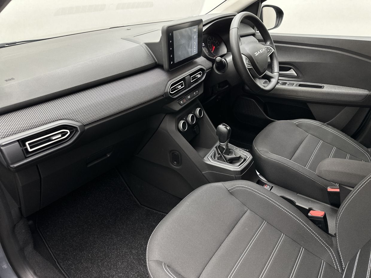 Dacia SANDERO Photo 19