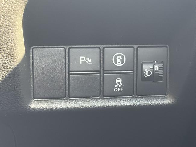 Honda Jazz Photo spincar-c30b34df26c624fad05f373bb59eb91d910bd782.jpg