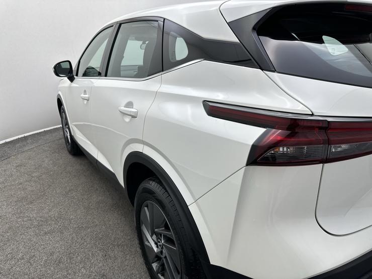 Nissan QASHQAI Photo spincar-c381723ffcbf5e5d5e3d1a4efa85df82c22da9e8.jpg