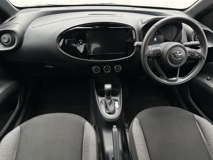 Toyota AYGO X Photo spincar-c3dad69b46dcb187ffcfbc25588a2c7ac25376fc.jpg
