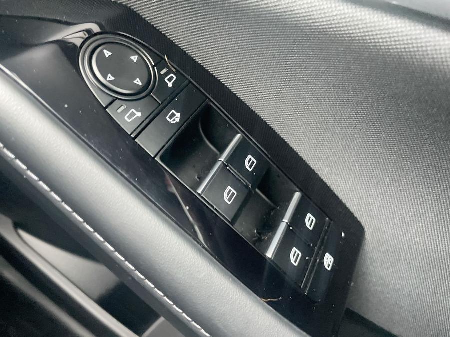 Mazda CX-30 Photo spincar-c3ddcd339b6fc0f4ebe48f199f40152b67cc762c.jpg