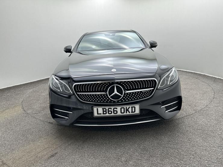 Mercedes-Benz E CLASS Photo spincar-c3f6666cfc4aa4b65c179aa994a39e5cfaefb6e9.jpg