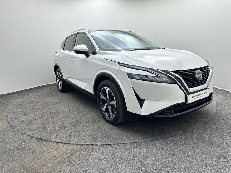 Nissan QASHQAI Photo spincar-c41d88846fc85bfa30cfe723711876189cff790a.jpg