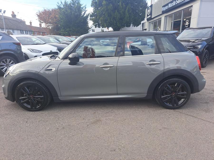 MINI Hatch Photo spincar-c425c8bfa916f9133dbfc13ef5b919c6d891eee9.jpg