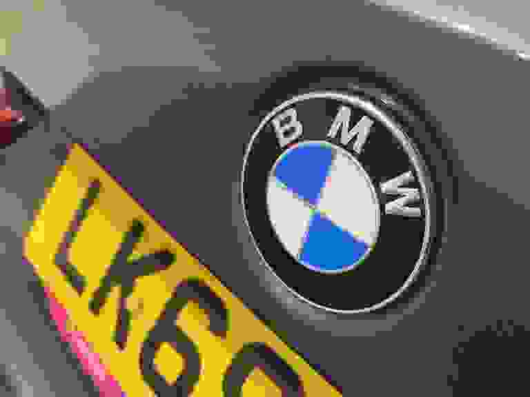 BMW 3 SERIES Photo spincar-c464e3c3e5a85b533a86939b444b38878a25b40c.jpg
