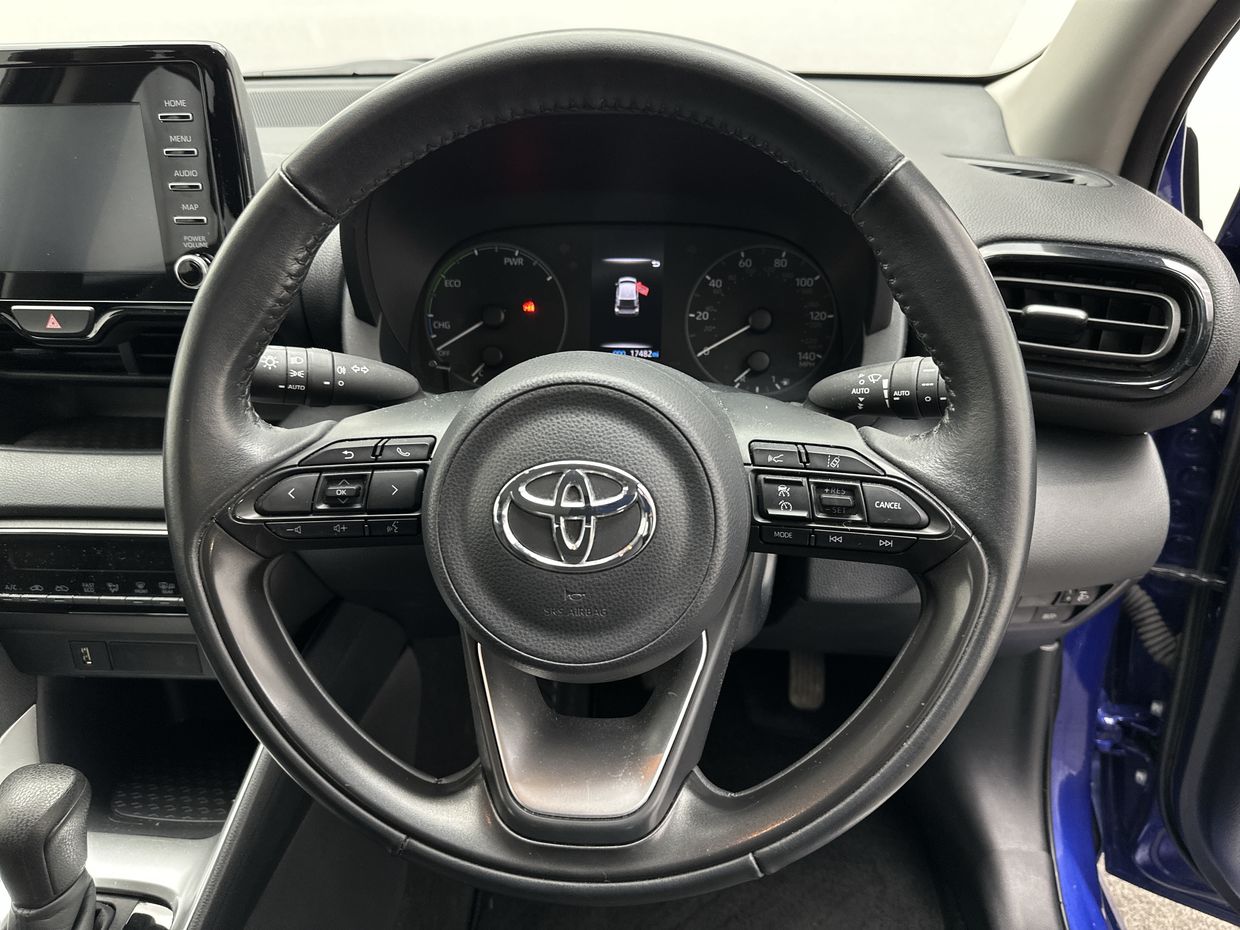 Toyota Yaris Photo 13
