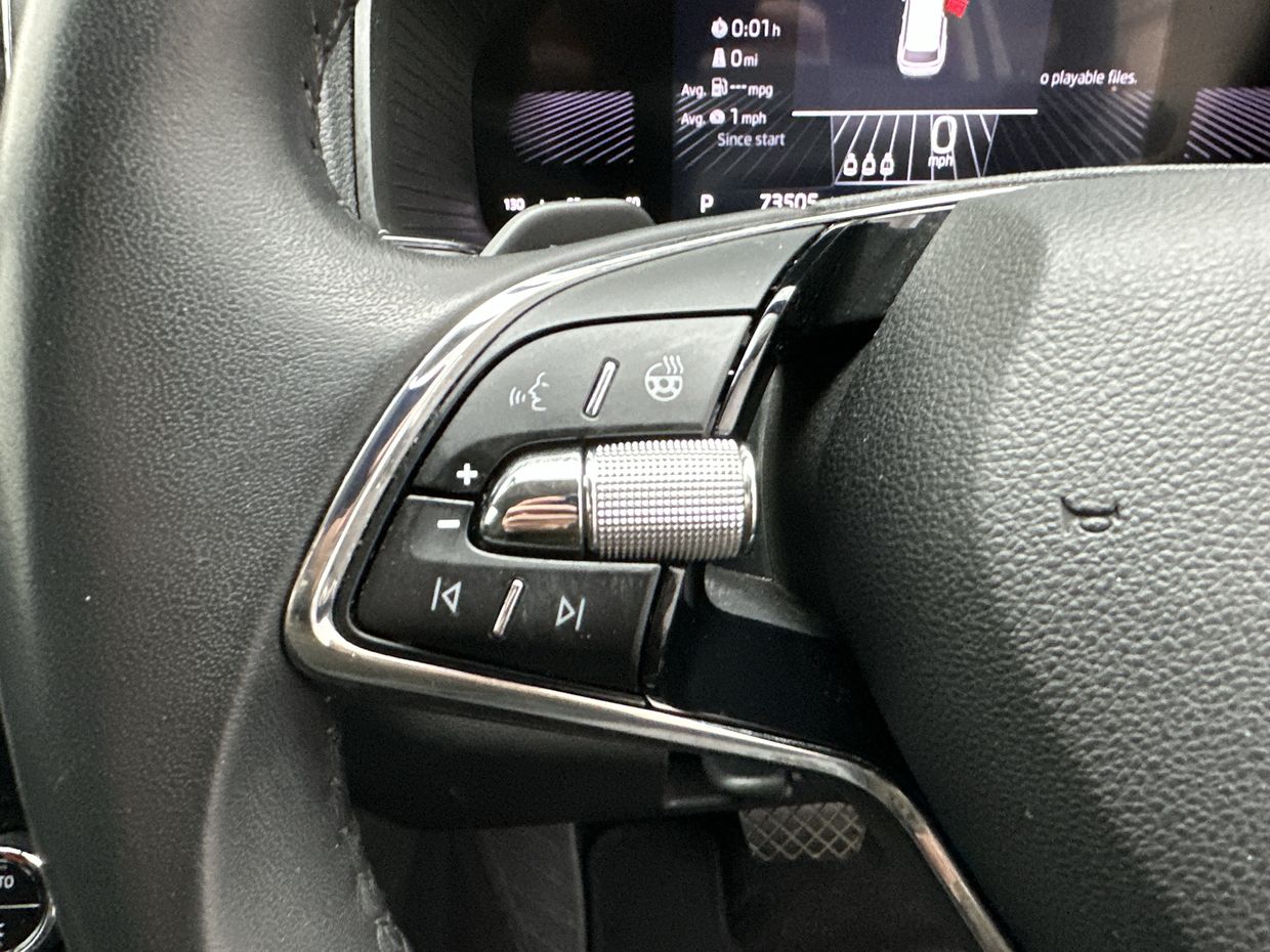 Skoda KAROQ Photo 11