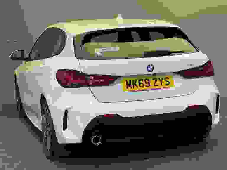 BMW 1 SERIES Photo spincar-c57583a85227fbb95d6abfd15dd53afa191b603f.jpg