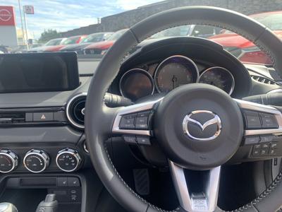 Mazda MX-5 Photo 23