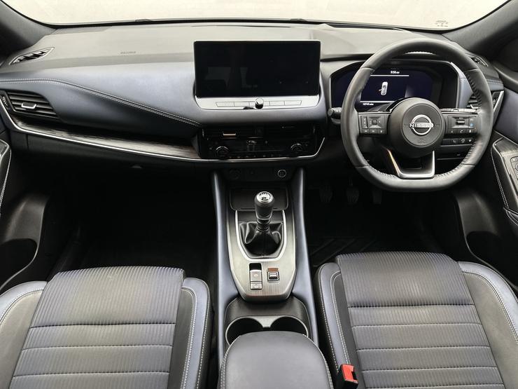 Nissan Qashqai Photo spincar-c60be5a51baadfe39a8227a3c604e50744c2b578.jpg
