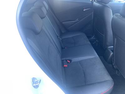 Mazda Mazda2 Photo 19