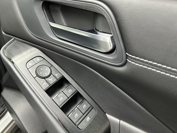 Nissan QASHQAI Photo spincar-c638b84b0b3e5d76146e51f2f53911e6bd681dcc.jpg