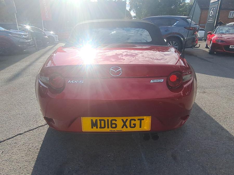 Mazda MX-5 Photo spincar-c681a489a50acb3a1a6a3b5a775f4b53787d2e4c.jpg