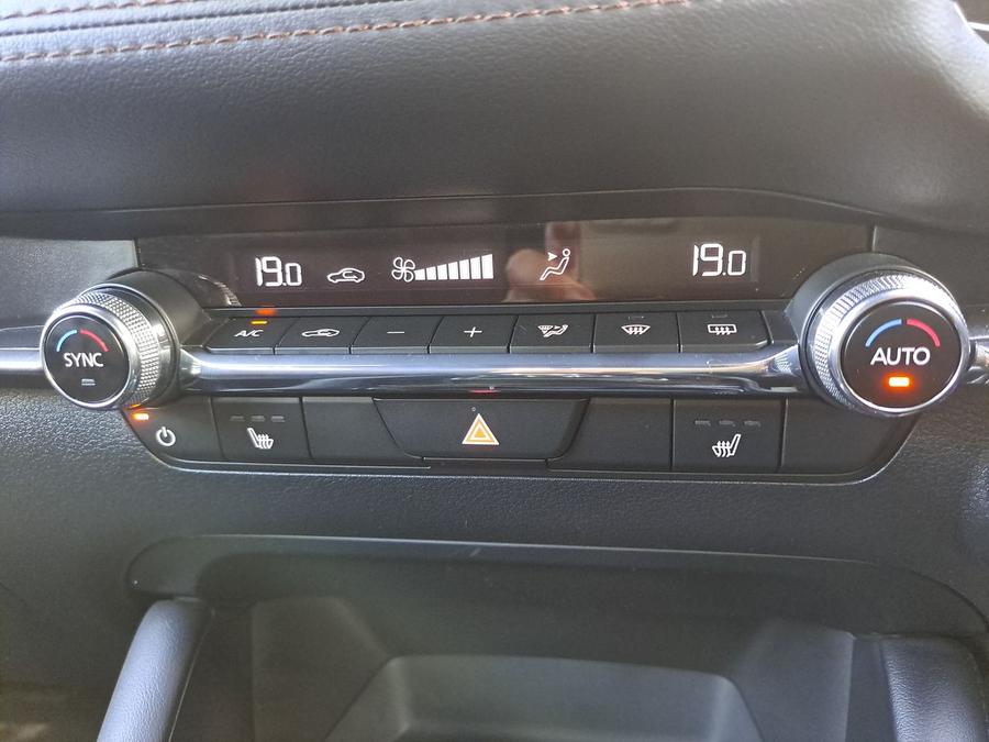 Mazda Mazda3 Photo spincar-c69346788488c5fbb6ba2fb7b2b41c87be1d1a88.jpg