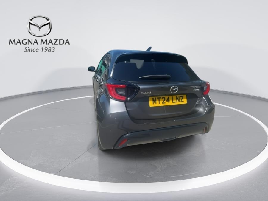 Mazda Mazda2 HYBRID Photo spincar-c809fa7795791577d234268fb3922095f271b30d.jpg
