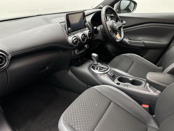 Nissan JUKE Photo spincar-c8c1854acf03c68fd64e0b4f975eecc7a1028af1.jpg