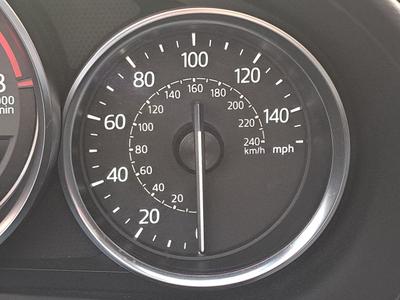 Mazda MX-5 RF Photo 28