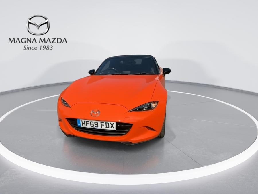Mazda MX-5 Photo spincar-c9662d48014061275599fd9bb64f9502abd819ee.jpg