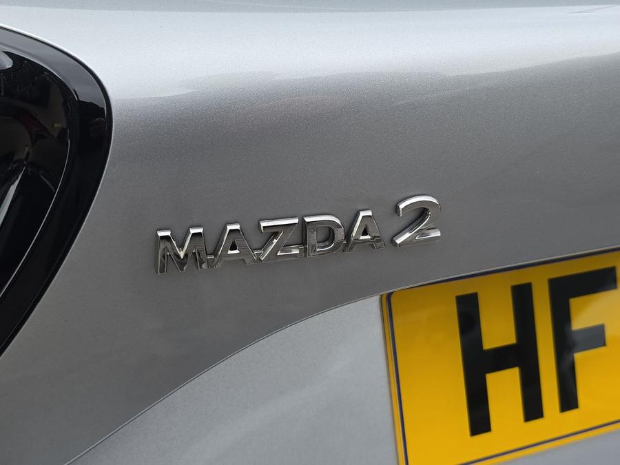 Mazda Mazda2 HYBRID Photo spincar-c9cb09c49eef41fb778ec2de6a27d5e619e3c293.jpg