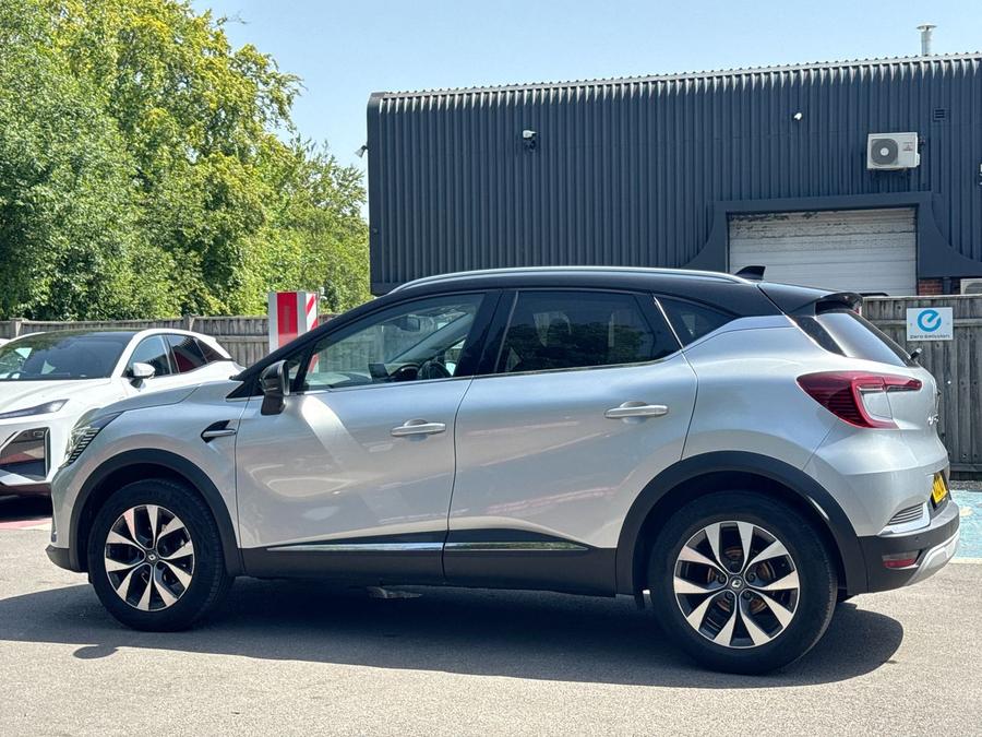 Renault Captur Photo spincar-c9df33437cc082bbc73f2db633868843481091ad.jpg