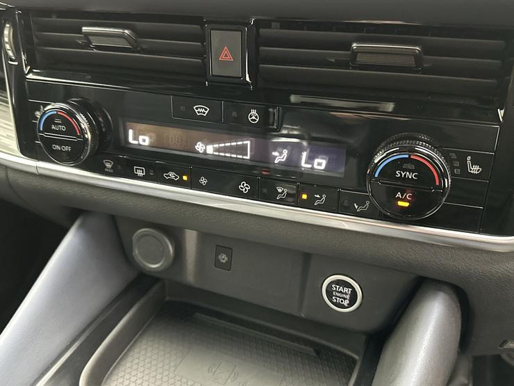 Nissan QASHQAI Photo spincar-ca202679d1849583ebdb61ee0724612aeb6c66a1.jpg