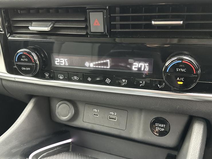 Nissan X-TRAIL Photo spincar-cb172b49b548ffa2cdf141caced57ff1f33f7a03.jpg