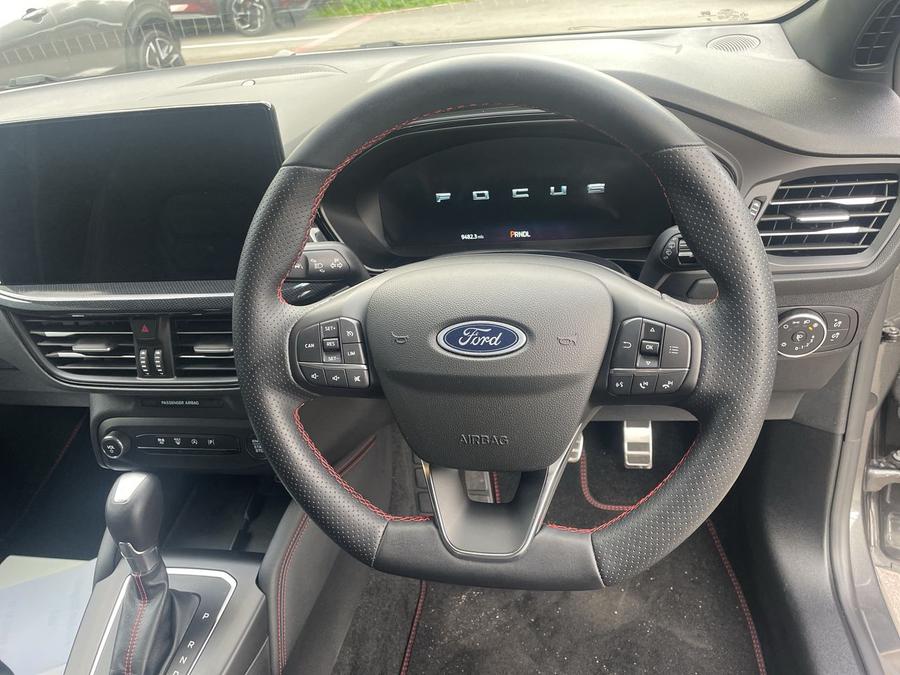 Ford Focus Photo spincar-cba08b8eb459305be9ea587fdf2a850c2c9ca820.jpg