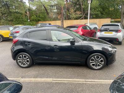 Mazda Mazda2 Photo 13