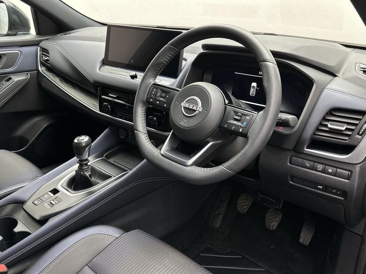 Nissan QASHQAI Photo spincar-cbe350441ba567e4aee8e4cd9626585e4e919b68.jpg