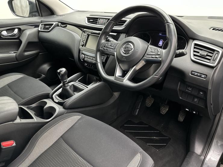 Nissan Qashqai Photo spincar-cc1d8fc6cb61a6f2e2576c852d33355863a18392.jpg