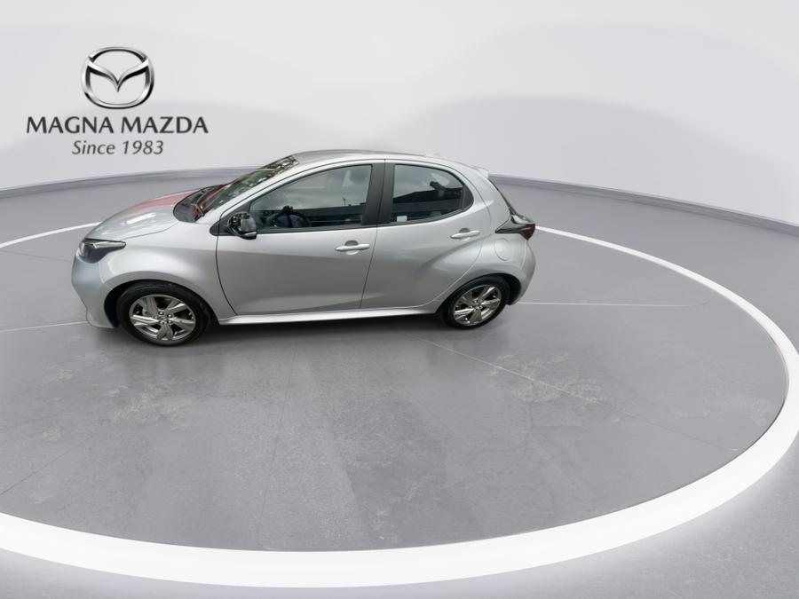Mazda Mazda2 HYBRID Photo spincar-cc6d378b352176ba068f4c1aa3fcc536f2e44db5.jpg