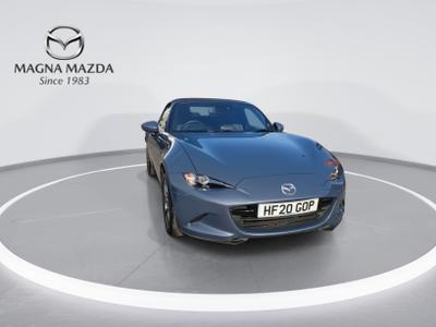 Mazda MX-5 Photo 2
