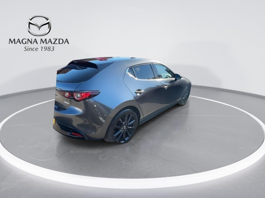 Mazda Mazda3 Photo spincar-cd081fc350cbd3b1d03c572b130293ba4f11633e.jpg
