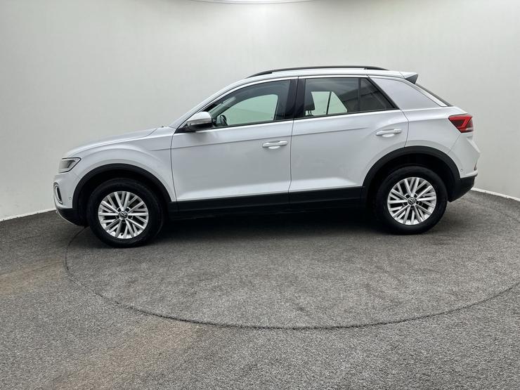 Volkswagen T-ROC Photo spincar-cd1db71c090c7b9487e97c7c21154bf599104dca.jpg