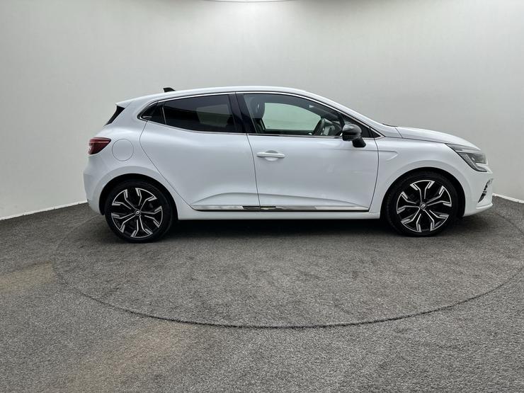 Renault Clio Photo spincar-ce3d27295e5b8275378d840c968807cc0afd9894.jpg