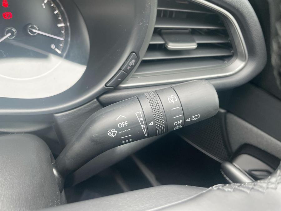 Mazda CX-30 Photo spincar-ce53cfa7a3e5794fea6c25786e765af63c5fb6ce.jpg