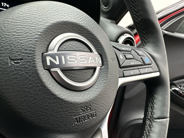 Nissan JUKE Photo spincar-ce756dc2166408be7be7bbef52fbab79aba52fbd.jpg