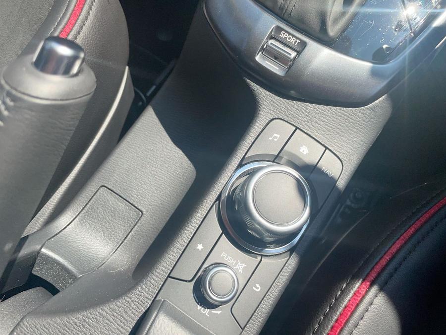 Mazda Mazda2 Photo spincar-ce7c5a6e7d49636d2de04908801c4860d65f40ce.jpg