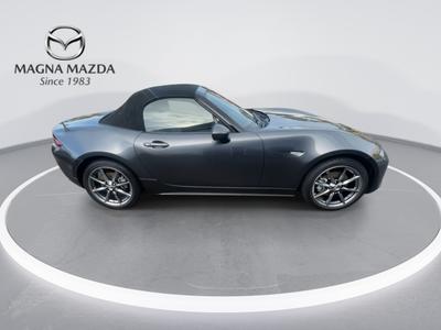 Mazda MX-5 Photo 10