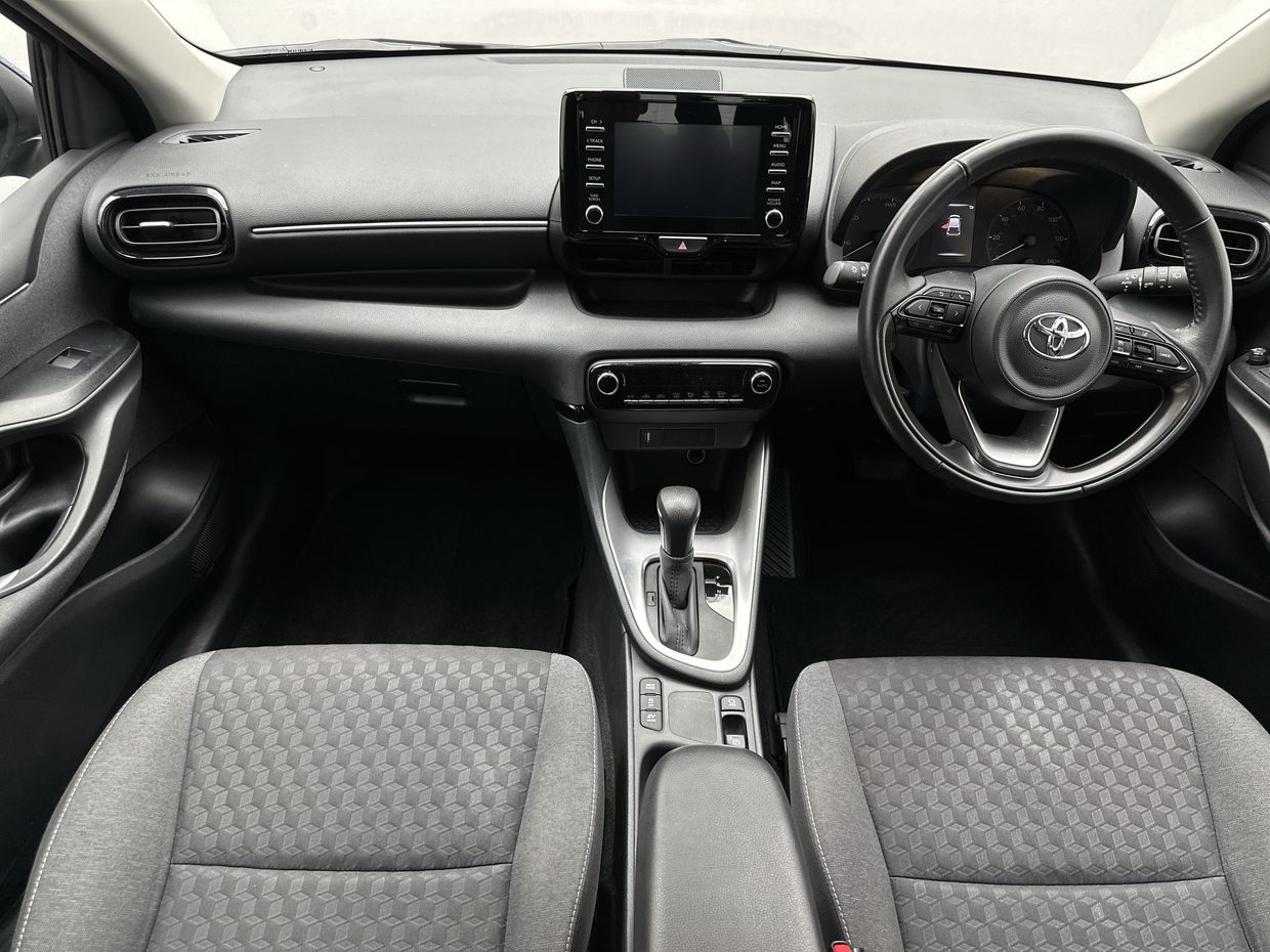 Toyota Yaris Photo 14
