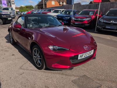 Mazda MX-5 Photo 17