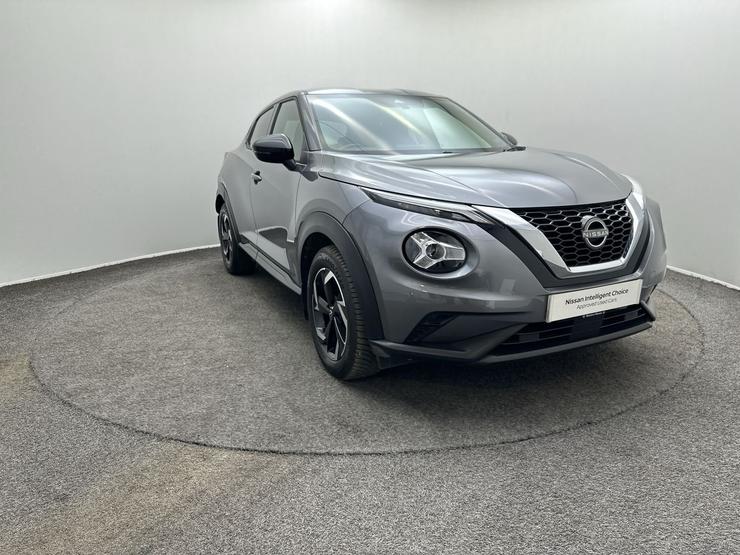 Nissan JUKE Photo spincar-d06266cd32c1452c6d0cf9da72fb1b21847e19b3.jpg