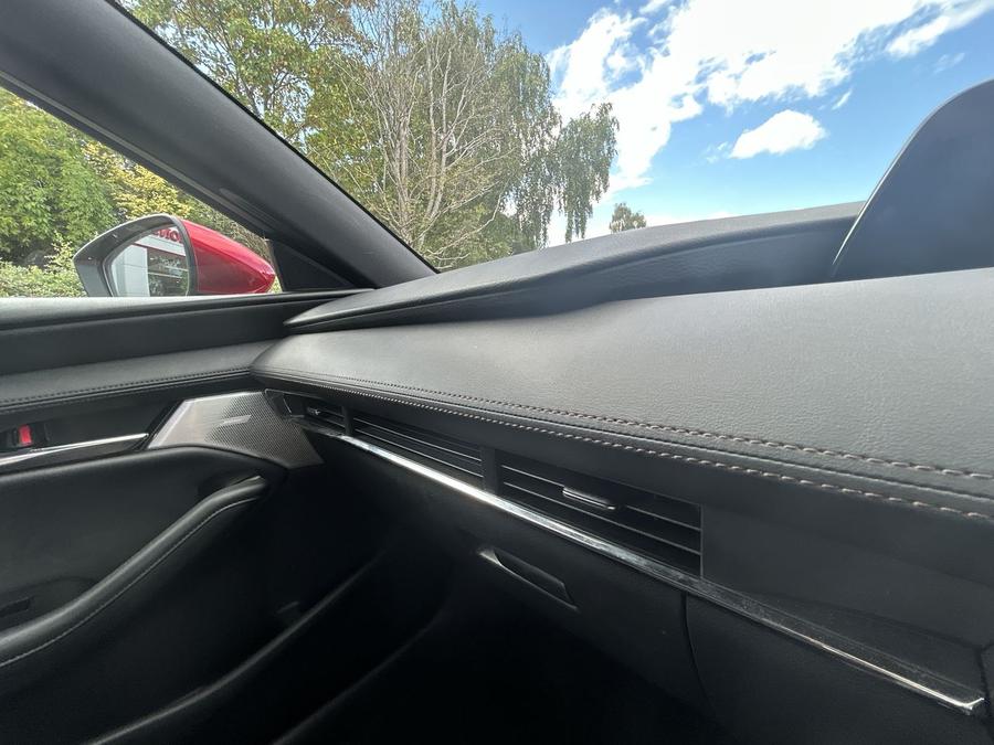 Mazda Mazda3 Photo spincar-d0693039aaa11ed1870c7210b270f9a4755e6764.jpg