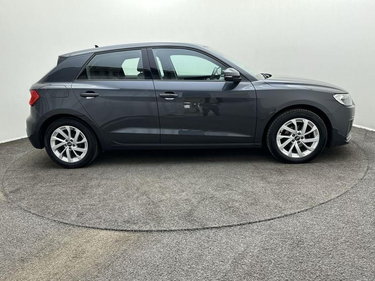 Audi A1 Photo spincar-d0bfdb9d8009127fce103042d3a0312ac436e310.jpg