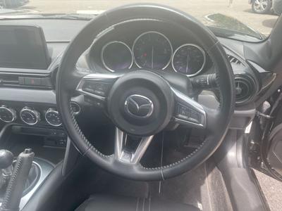 Mazda MX-5 Photo 19