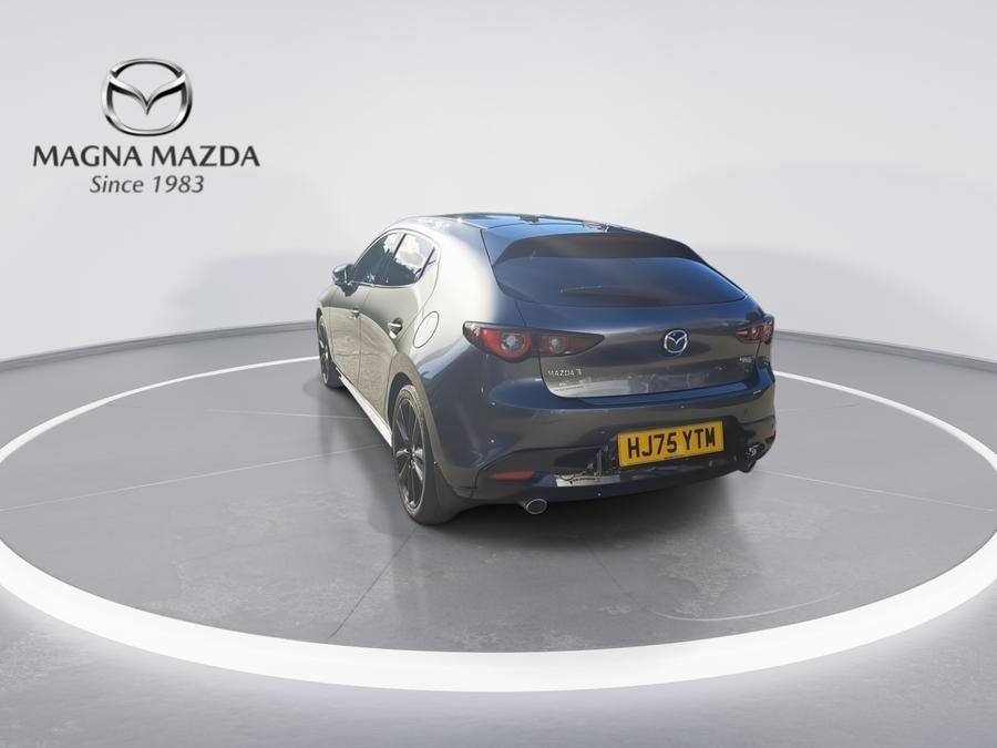 Mazda Mazda3 Photo spincar-d1396db90332408792bf770fe8d41322028ff3f1.jpg