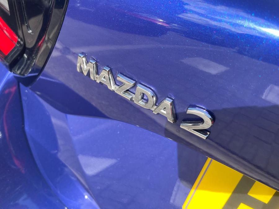 Mazda Mazda2 HYBRID Photo spincar-d16da8db8b0225748df979afa4b54d89e7df1367.jpg