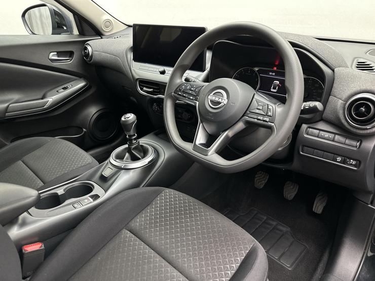 Nissan JUKE Photo spincar-d1a271b78adc750cd8589d8f4a54401eaec71d9c.jpg