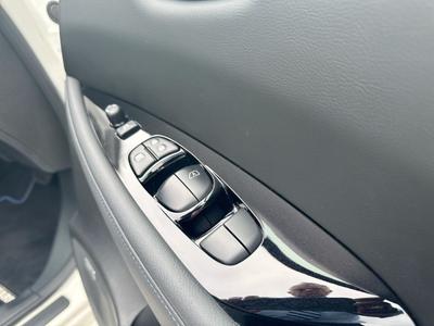 Nissan Leaf Photo 20