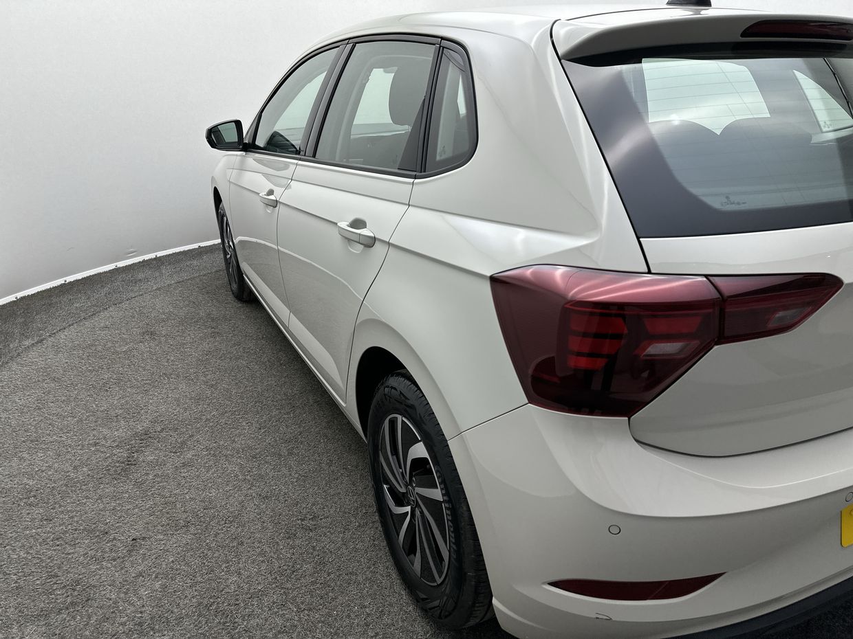 Volkswagen POLO Photo 22